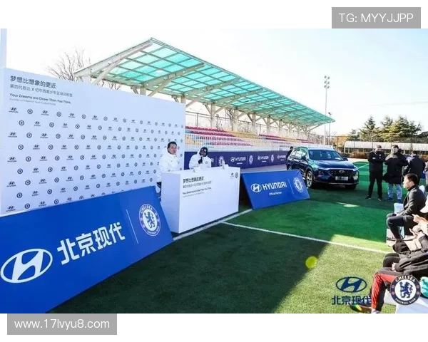 探讨现代足球俱乐部发展趋势与青训体系协同创新路径及保障机制构建策略