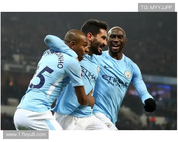 京多安引领新潮流球场内外的多面手与足球的未来之星