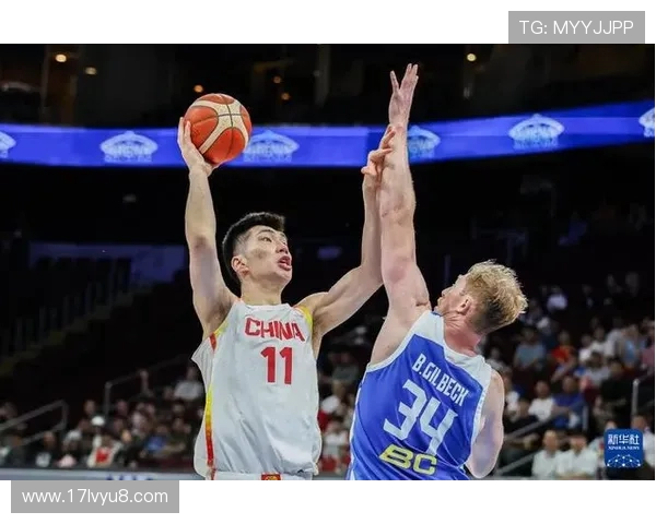 余嘉豪的成长之路与篮球梦想的追逐历程揭秘